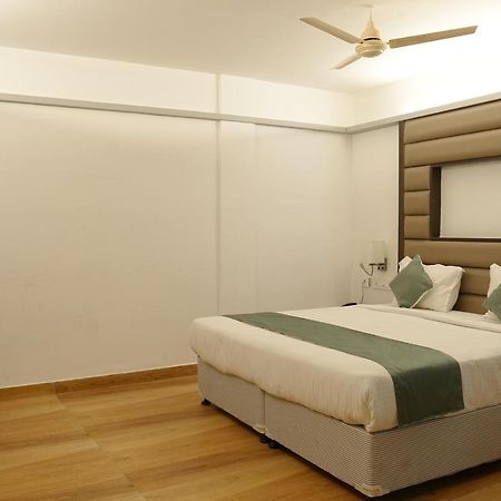 Hotel Konark Khammam Luaran gambar